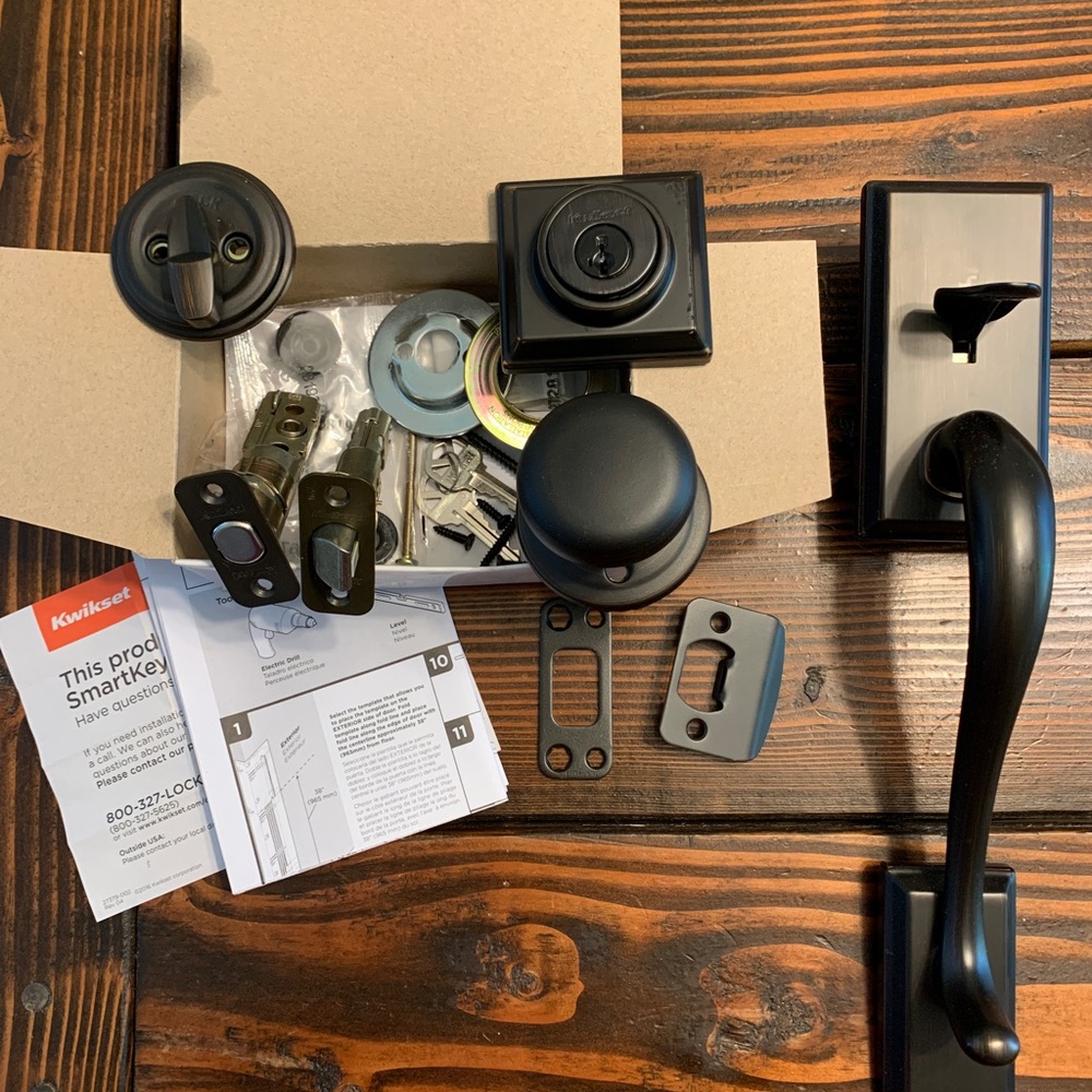 Kwikset front door handle and deadbolt set. NWOT